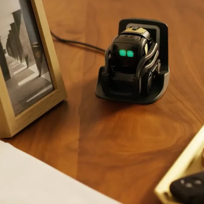 ربات آنکی وکتور Anki Vector Robot قیمت